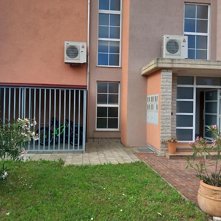 Bed & Breakfast Grgic Novigrad Istria Extérieur photo